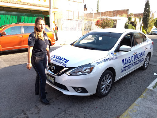 Escuela de Manejo Defensivo Ian Puebla