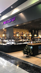 Photo n°80 de Noura Parly 2 à Le Chesnay-Rocquencourt ()