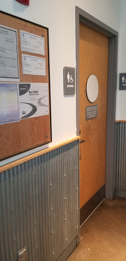 Mexican Restaurant «Chipotle Mexican Grill», reviews and photos, 17250 Southcenter Pkwy #108, Tukwila, WA 98188, USA