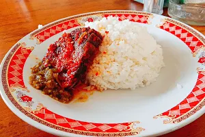 Rumah Makan Anda Masakan Padang image