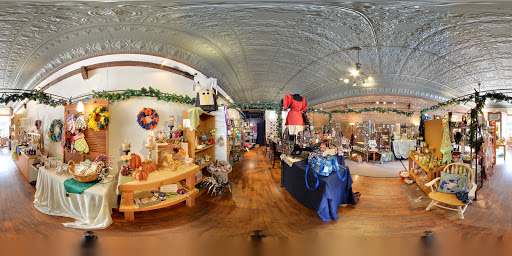 Boutique «Geschenk Boutique», reviews and photos, 228 E Lincoln St, St Joseph, IL 61873, USA