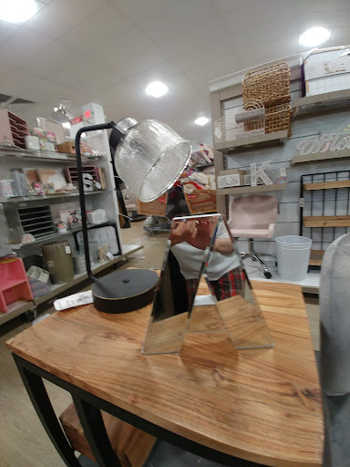 Department Store «Marshalls & HomeGoods», reviews and photos, 1460 10th Way NE, Issaquah, WA 98027, USA