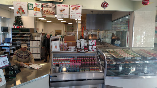Bakery «Krispy Kreme Doughnuts», reviews and photos, 16415 NW Cornell Rd, Beaverton, OR 97006, USA
