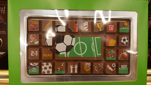 Department Store «T.J. Maxx and HomeGoods», reviews and photos, 7349 Lemont Rd, Downers Grove, IL 60516, USA