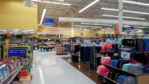Department Store «Walmart Supercenter», reviews and photos, 175 Beasley Dr, Dickson, TN 37055, USA