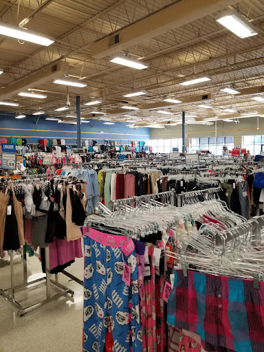 Clothing Store «Rugged Wearhouse», reviews and photos, 800 Fairview Rd, Asheville, NC 28803, USA