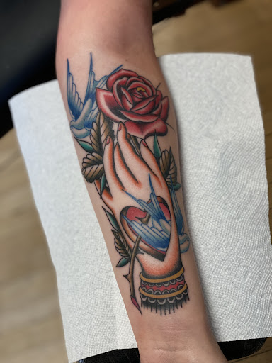 Explore henna tattoo ideas simple, creative tattoo ideas in Wakefield, available at Wakefield Tattoo