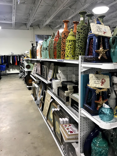 Thrift Store «Goodwill St Petersburg Store», reviews and photos