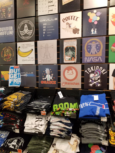 Gift Shop «ThinkGeek», reviews and photos, 6020 E 82nd St #1021, Indianapolis, IN 46250, USA