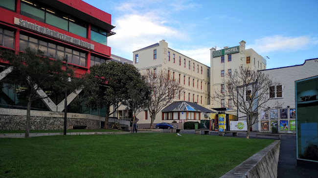 Reviews of Wellington Faculty of Architecture and Design Innovation / Te Wāhanga Waihanga-Hoahoa in Wellington - University