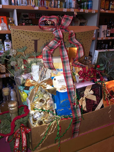 Liquor Store «Sobe Liquors», reviews and photos, 1609 Alton Rd, Miami Beach, FL 33139, USA