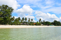 Foto di Thung Wua Laen Beach con costa lunga e dritta