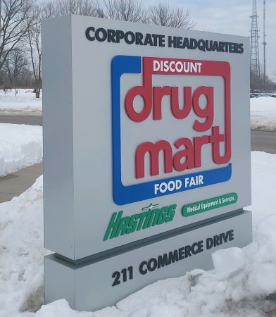 Discount Drug Mart Inc, 211 Commerce Dr, Medina, OH 44256, USA, 