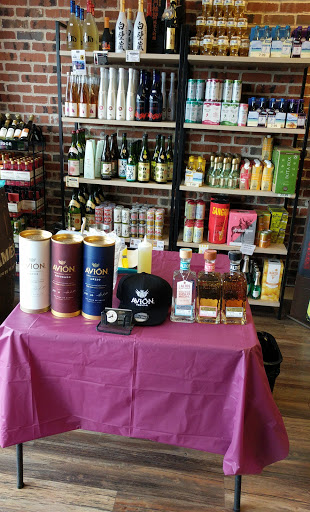 Wine Store «Red Gamay Wines & Liquors», reviews and photos, 45 Merrick Rd, Amityville, NY 11701, USA