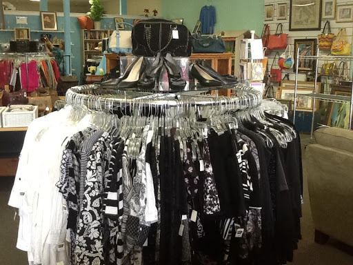 Thrift Store «American Cancer Society», reviews and photos, 2376 Grass Valley Hwy, Auburn, CA 95603, USA