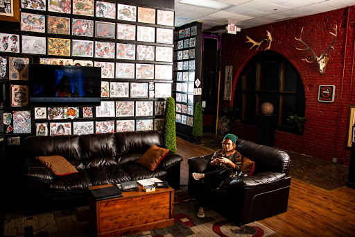 Tattoo Shop «Pride & Glory Tattoo Parlor», reviews and photos, 172 2nd Ave N #110, Nashville, TN 37201, USA