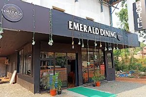 EMERALD DINING image