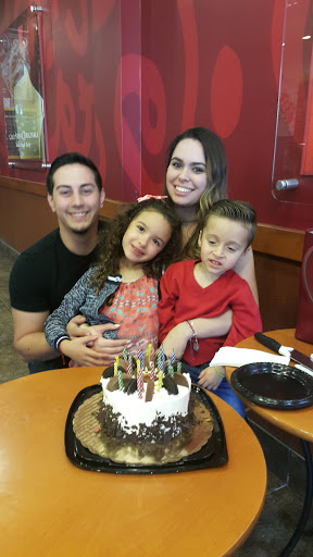 Ice Cream Shop «Cold Stone Creamery», reviews and photos, 15 Blake Blvd, Kissimmee, FL 34747, USA