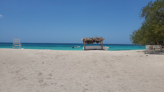 La Cueva beach