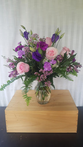 Florist «Encore Florals & Gifts», reviews and photos, 225 Kingston St, Conway, SC 29526, USA