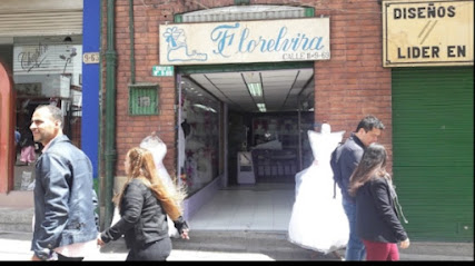 Florelvirainfantiles. Vestidos de Bautizo, Primera Comunión, Pajes, Novias, Quinceañeras, Fiesta.