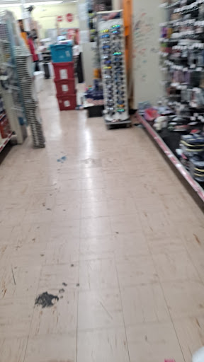 Dollar Store «FAMILY DOLLAR», reviews and photos, 1313 N Lewis Ave, Waukegan, IL 60085, USA