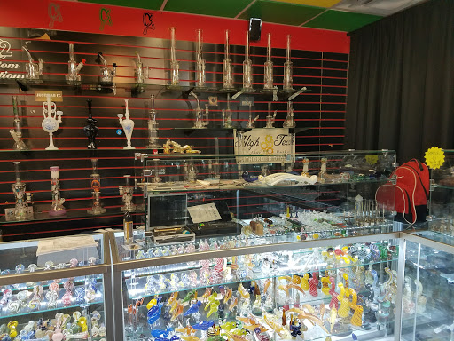 Tobacco Shop «Glass Monkey Smoke Shop», reviews and photos, 7309 E Stetson Dr, Scottsdale, AZ 85251, USA