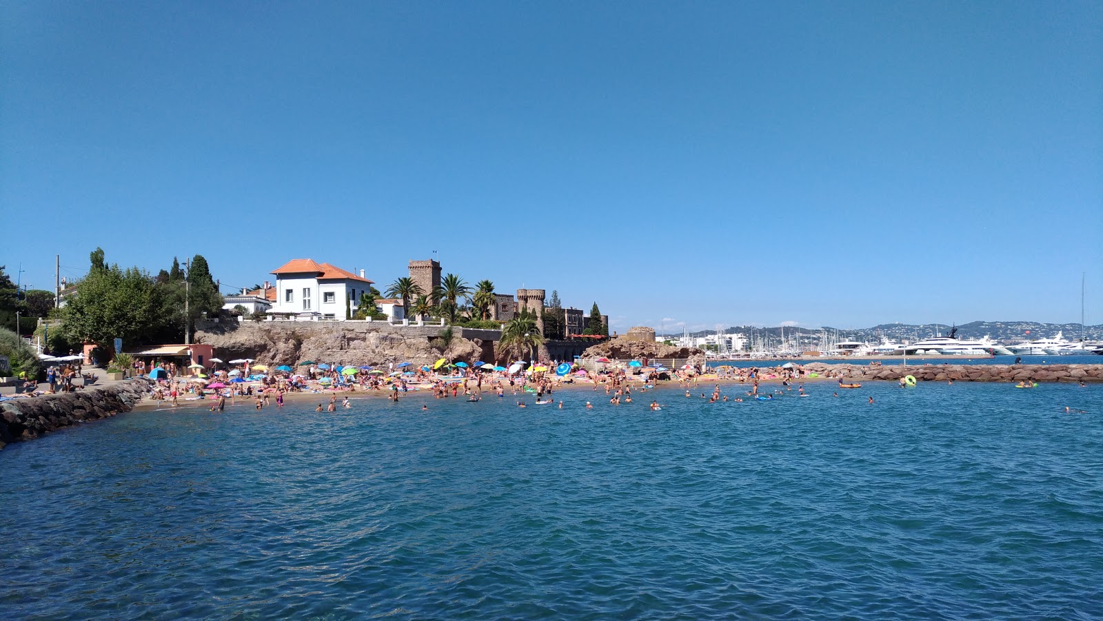 Photo de Plage de la Raguette zone sauvage