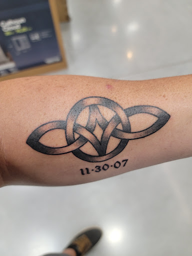 Tattoo Shop «Boss Frog Tattoos», reviews and photos, 4023 W University Dr, McKinney, TX 75071, USA