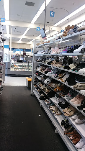 Clothing Store «Ross Dress for Less», reviews and photos, 640 Concar Dr, San Mateo, CA 94402, USA