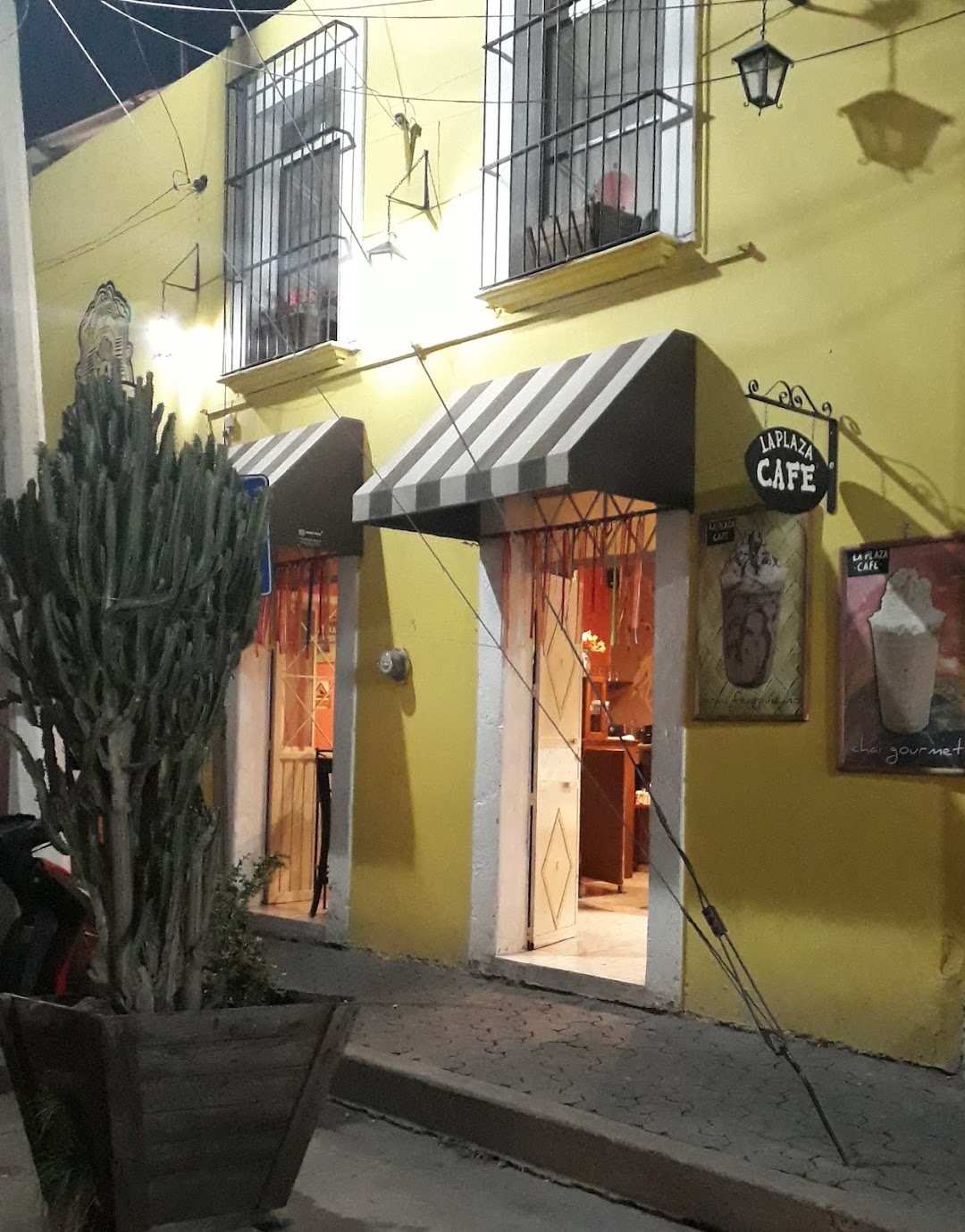 Café La plaza