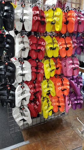 Cosmetics Store «King Beauty Supply», reviews and photos, 1163 N Arlington Ave, Indianapolis, IN 46219, USA