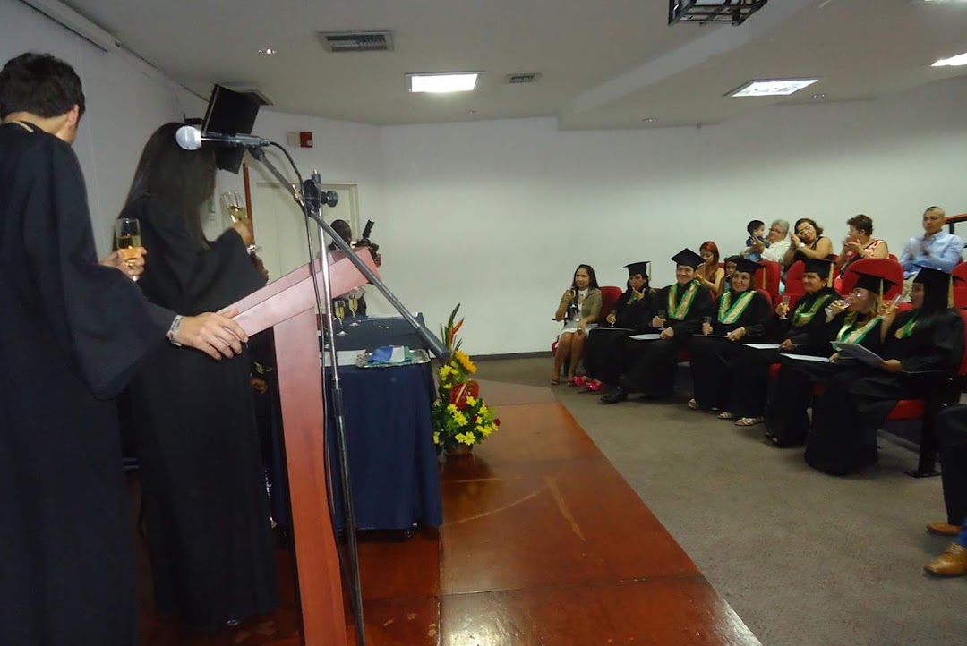 INSTITUTO ACADÉMICO LA RIVIERA