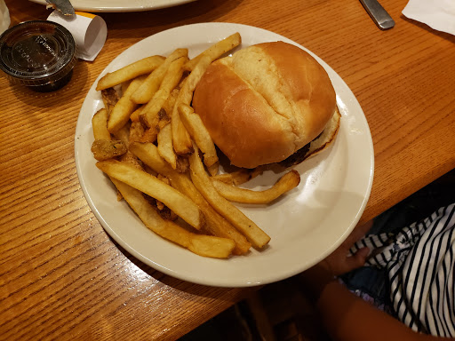 American Restaurant «Cracker Barrel Old Country Store», reviews and photos, 550 Co Rd 117, Buda, TX 78610, USA