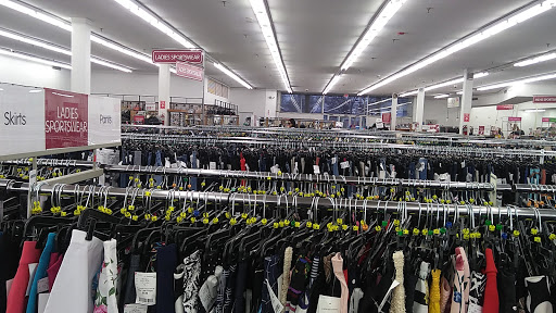 Clothing Store «Burlington Coat Factory», reviews and photos, 196 E Main St, Patchogue, NY 11772, USA