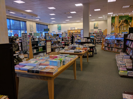 Barnes & Noble image