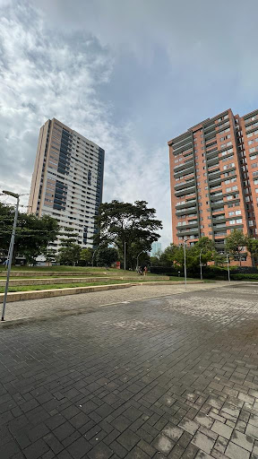 Inmobiliaria Casas Del Rio en Medellín, El Poblado 