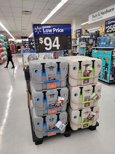 Shopping Mall «Panorama Mall», reviews and photos, 8401 Van Nuys Blvd, Panorama City, CA 91402, USA