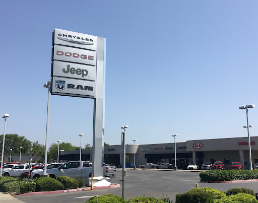Car Dealer «Hanlees Chrysler Dodge Jeep Ram Kia», reviews and photos, 4318 Chiles Rd, Davis, CA 95618, USA