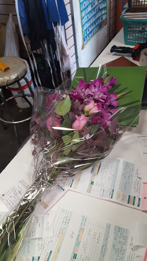 Florist «Northwest Florist», reviews and photos, 4 Crystal Lake Plaza, Crystal Lake, IL 60014, USA