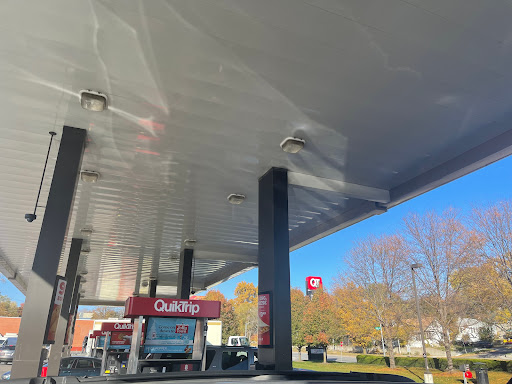 Gas Station «QuikTrip», reviews and photos, 4720 Hamilton St, Omaha, NE 68132, USA