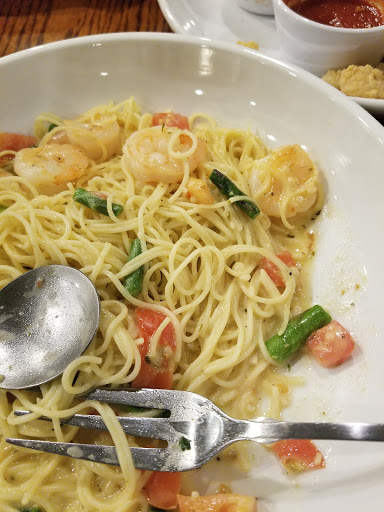 Shopping Mall «Bala Cynwyd Shopping Center», reviews and photos, 59 E City Ave, Bala Cynwyd, PA 19004, USA