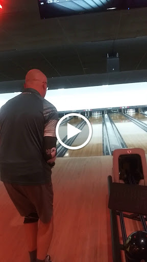 Bowling Alley «Wallingford Bowl», reviews and photos, 980 N Colony Rd, Wallingford, CT 06492, USA