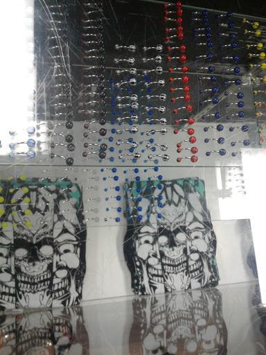 Tattoo Shop «Timebomb», reviews and photos, 1441 SW Military Dr, San Antonio, TX 78221, USA