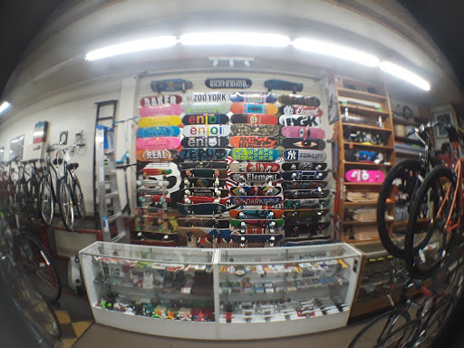 Bicycle Store «ADT Bike & Skate Shop (Arc De Triomphe Inc)», reviews and photos, 114-01 Jamaica Ave, Richmond Hill, NY 11418, USA