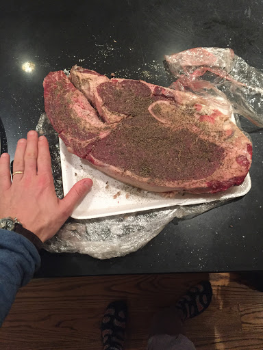 Meat Wholesaler «Main Street Wholesale Meats & Farmingdale Meat Market», reviews and photos, 210 Main St, Farmingdale, NY 11735, USA