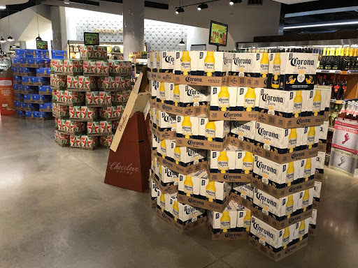 Supermarket «Cermak Fresh Produce», reviews and photos, 4000 W Diversey Ave, Chicago, IL 60639, USA