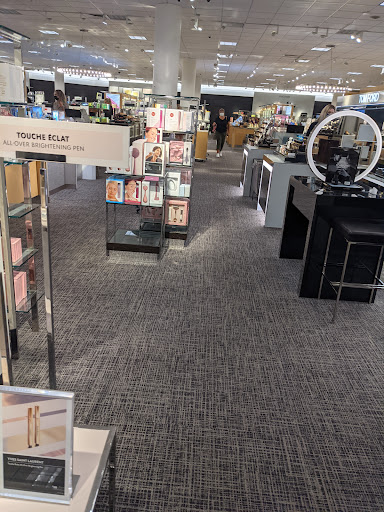 Department Store «Nordstrom Burlington», reviews and photos, 75 Middlesex Turnpike, Burlington, MA 01803, USA