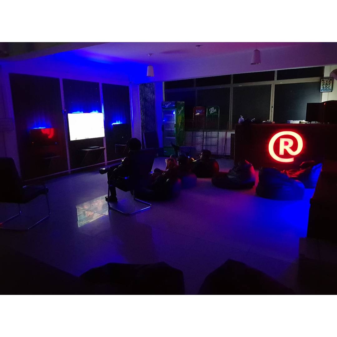 RIG the gaming lounge