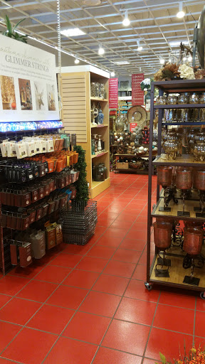 Home Goods Store «Pier 1 Imports», reviews and photos, 285 Commerce Ave, Manteca, CA 95336, USA
